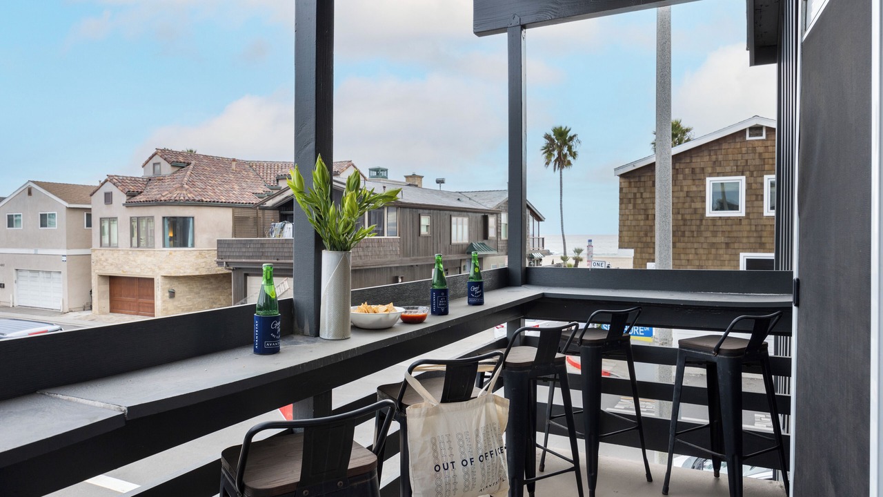 Photo of Patio Balcony in West Newport