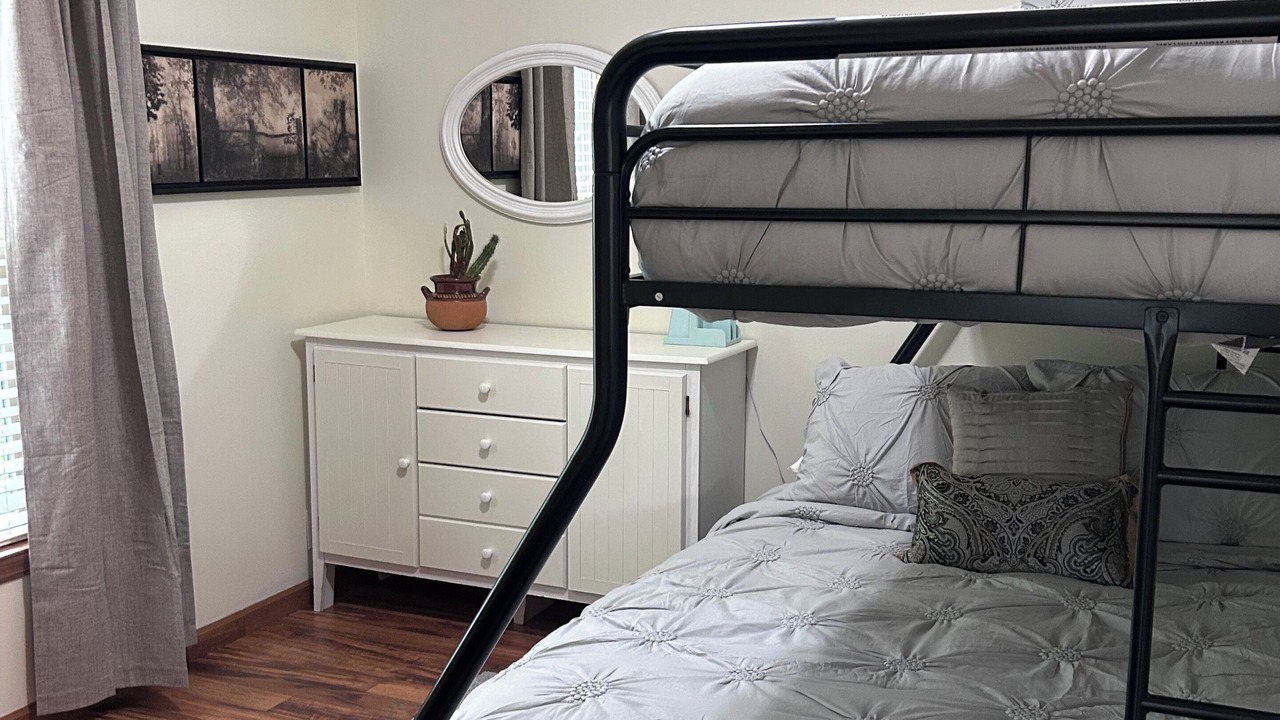 Photo of Bedroom in Cohasset