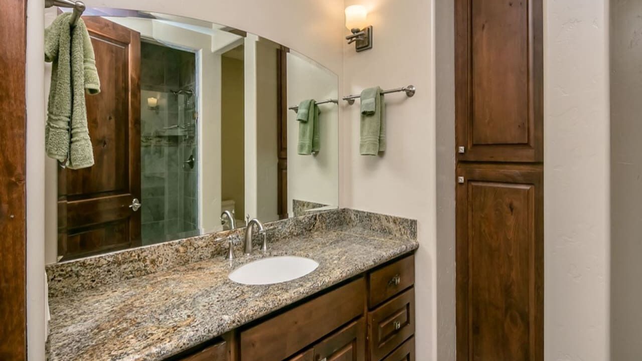 Photo of Bathroom in Parker Strip