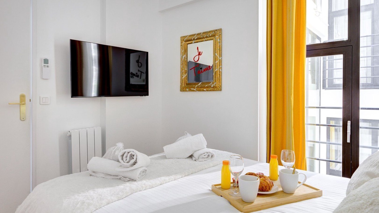 Photo of Bedroom in 3rd Arrondissement