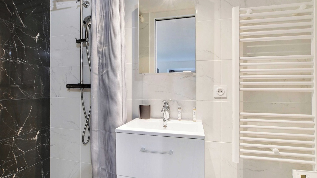 Photo of Bathroom in Vivienne