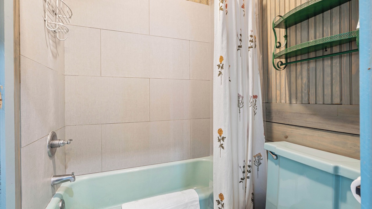 Photo of Bathroom in Ocean Springs