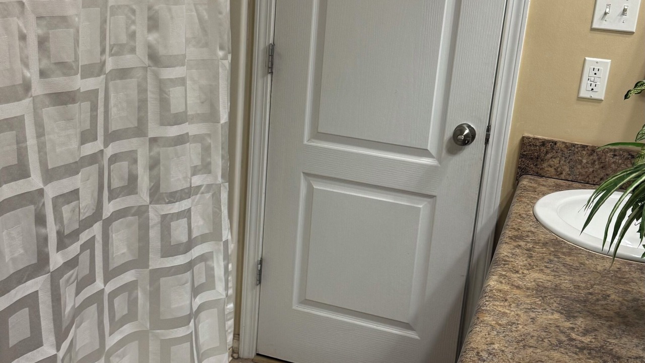 Photo of Bathroom in Stone County
