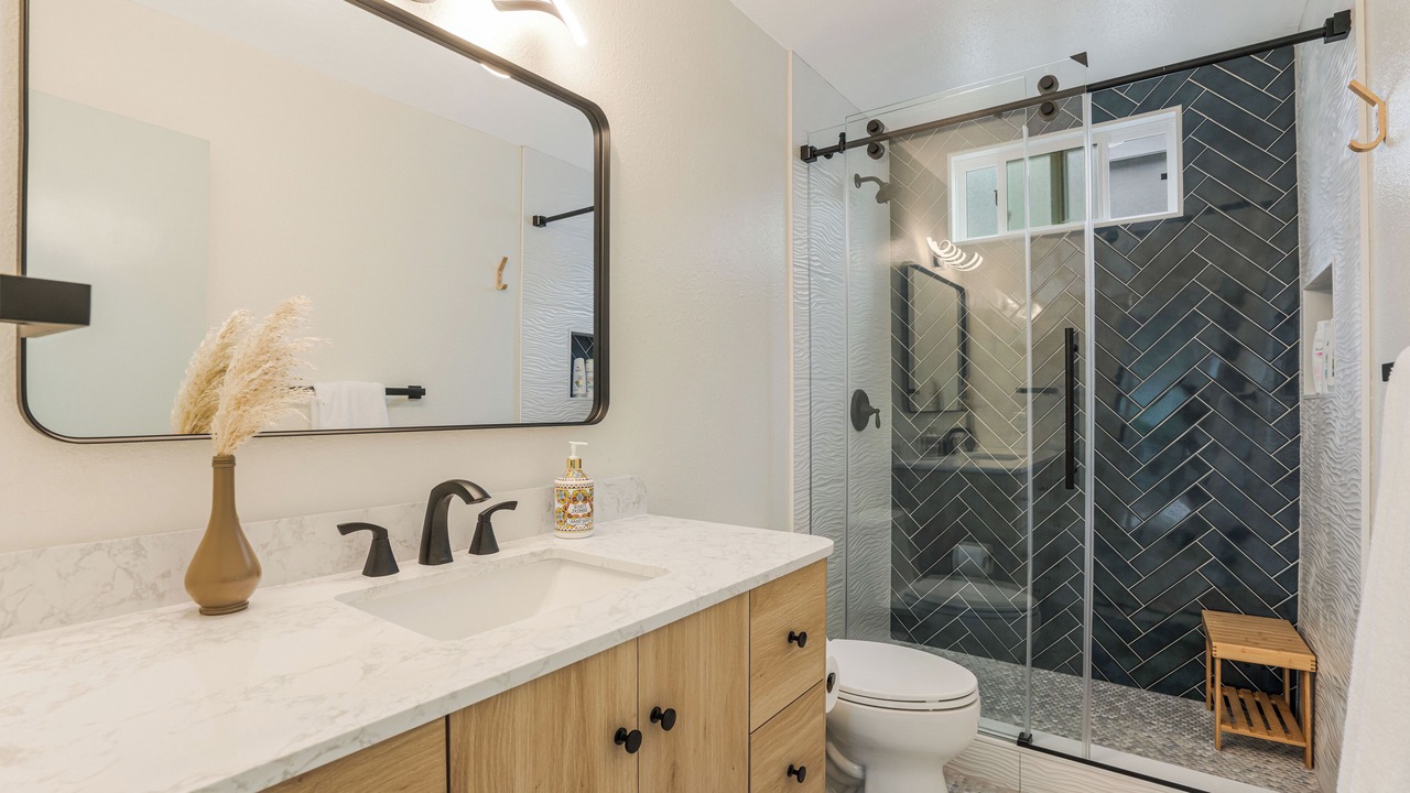 Photo of Bathroom in Silver Strand