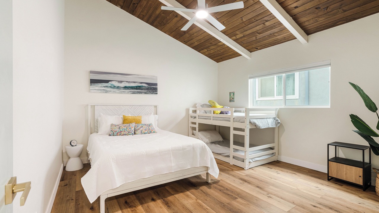 Photo of Bedroom in Silver Strand