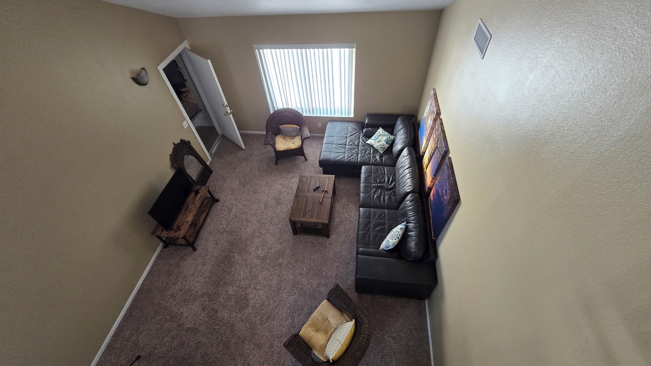 Photo of Livingroom in Simi Valley