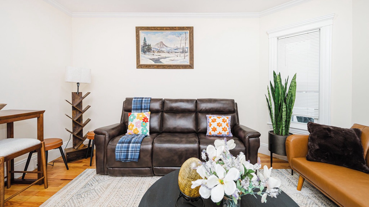 Photo of Livingroom in Ashmont