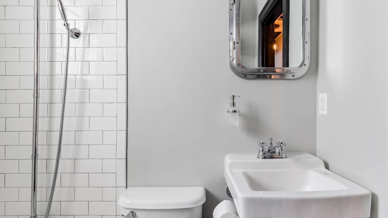Photo of Bathroom in Truxton Circle