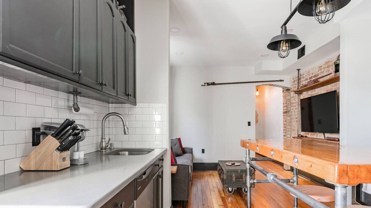 Photo of Kitchen in Truxton Circle