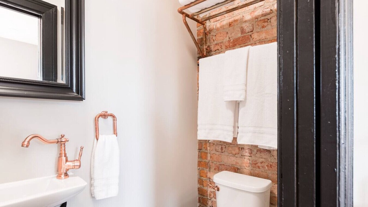 Photo of Bathroom in Truxton Circle