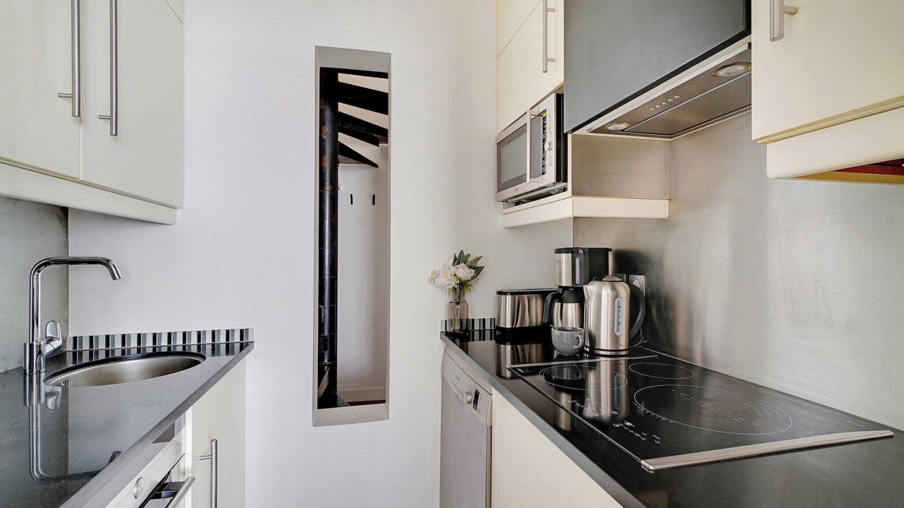 Photo of Kitchen in Quartier Saint-Ambroise