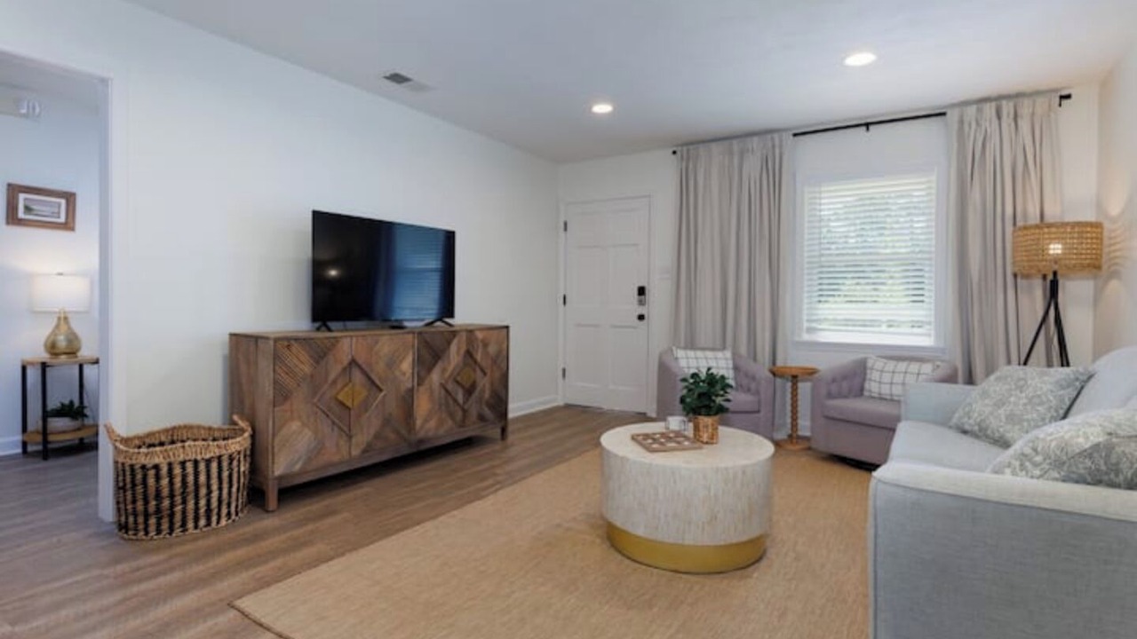 Photo of Livingroom in Biloxi