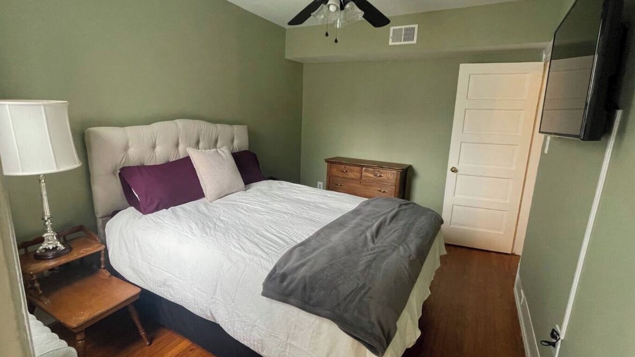 Photo of Bedroom in Hill East