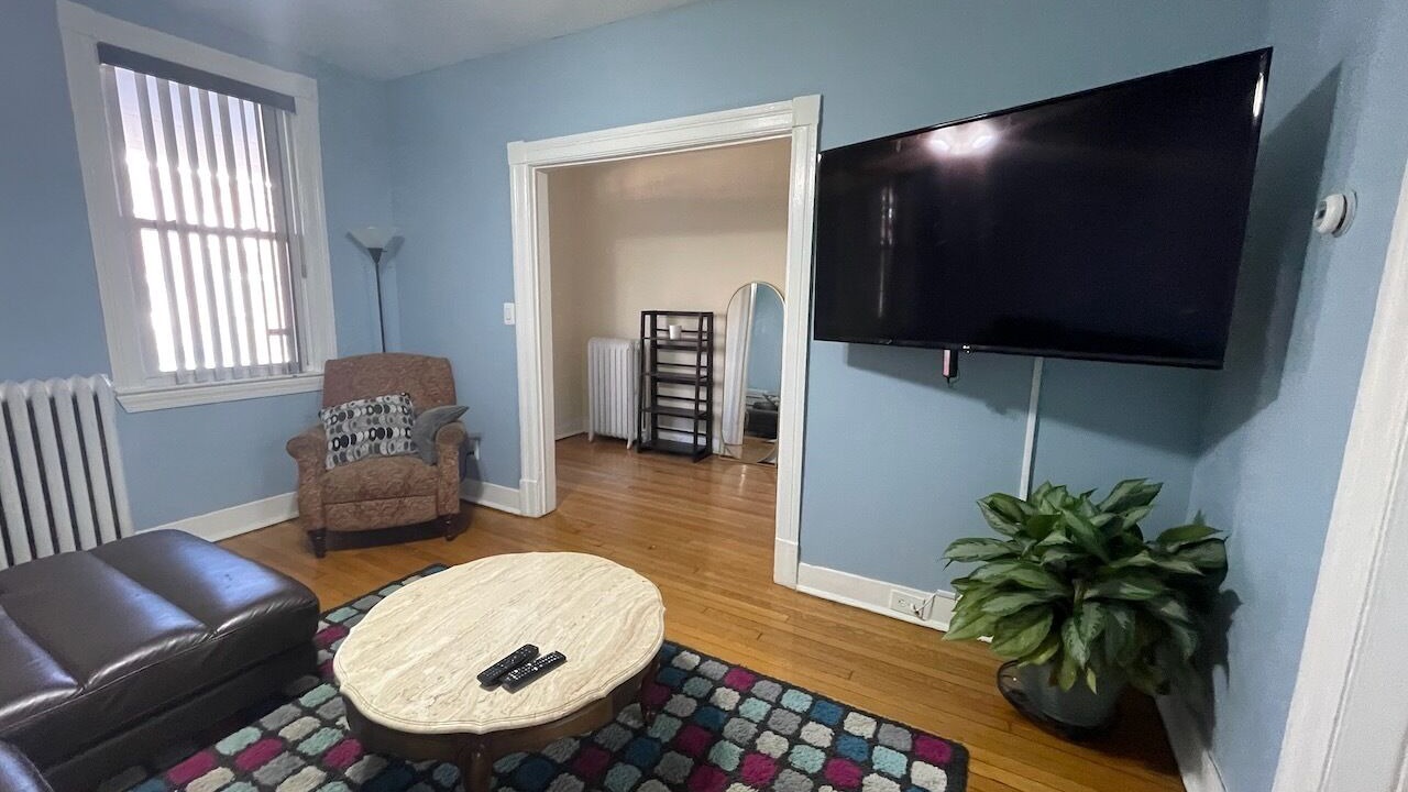 Photo of Livingroom in Hill East