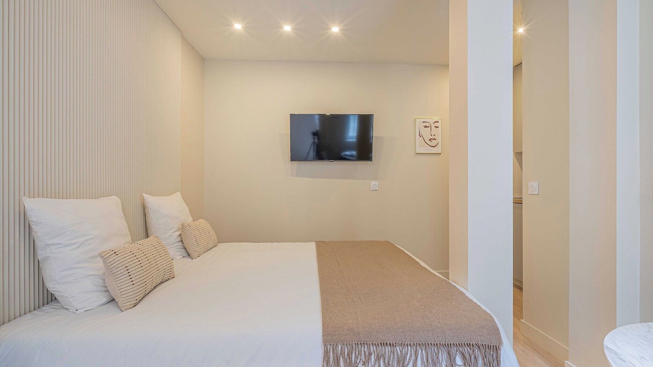 Photo of Bedroom in Notre-Dame-des-Champs