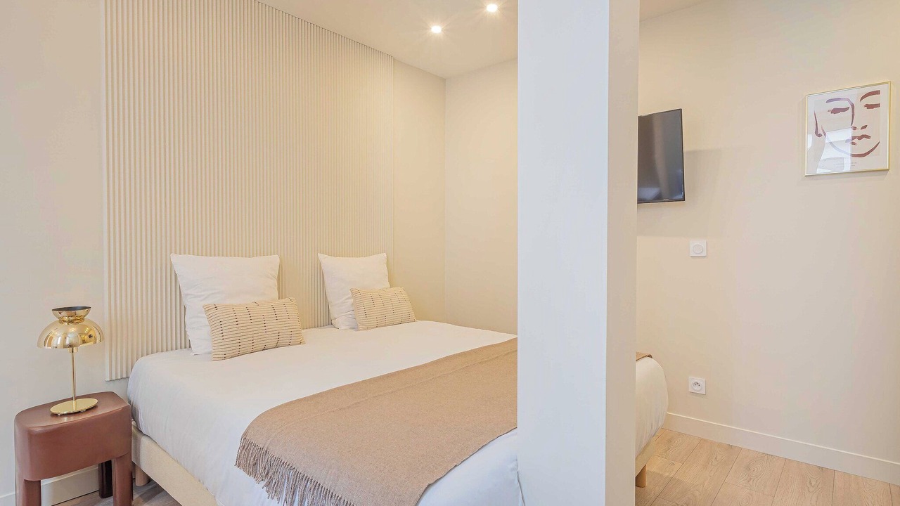 Photo of Bedroom in Notre-Dame-des-Champs