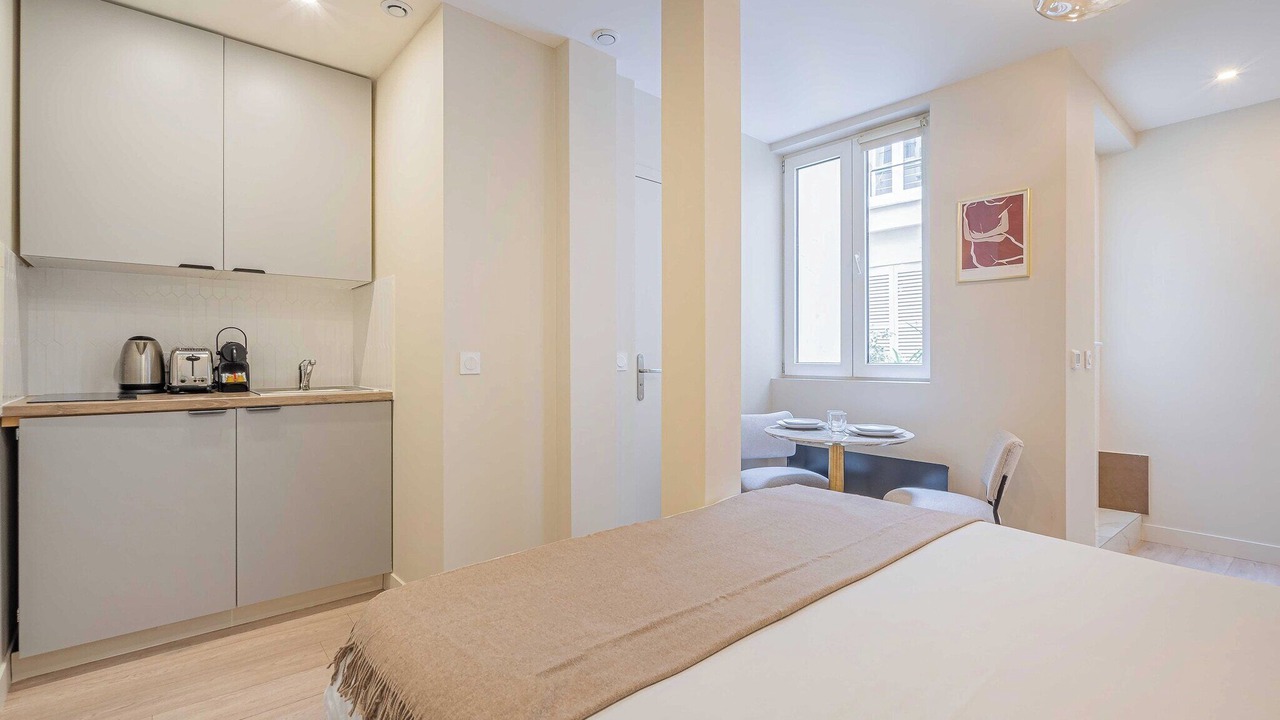 Photo of Bedroom in Notre-Dame-des-Champs
