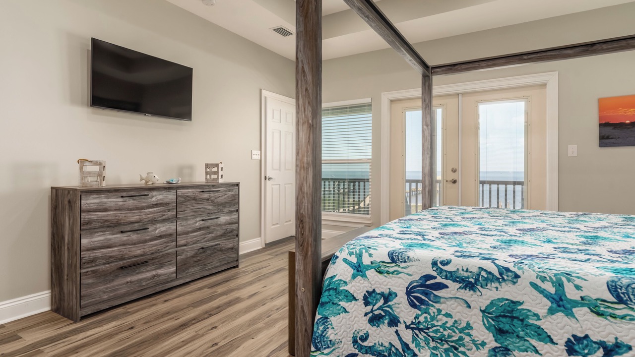 Photo of Bedroom in Dauphin Island