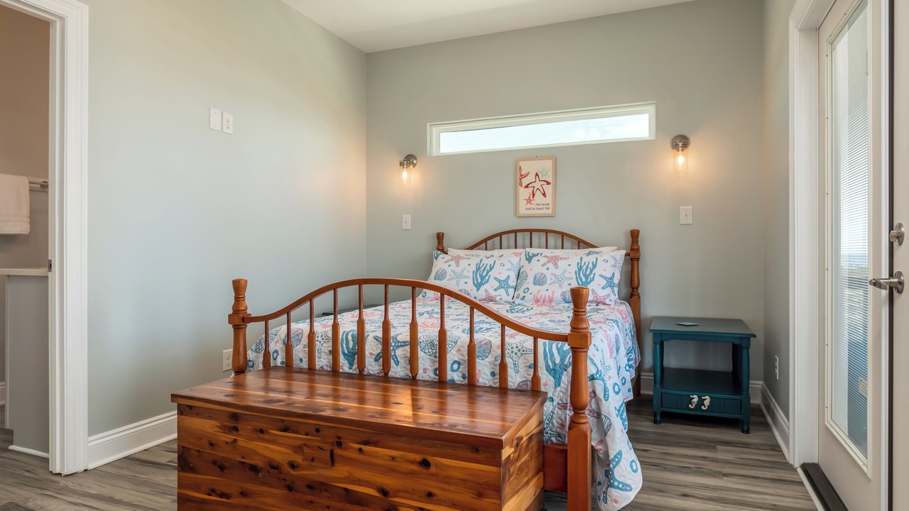 Photo of Bedroom in Dauphin Island