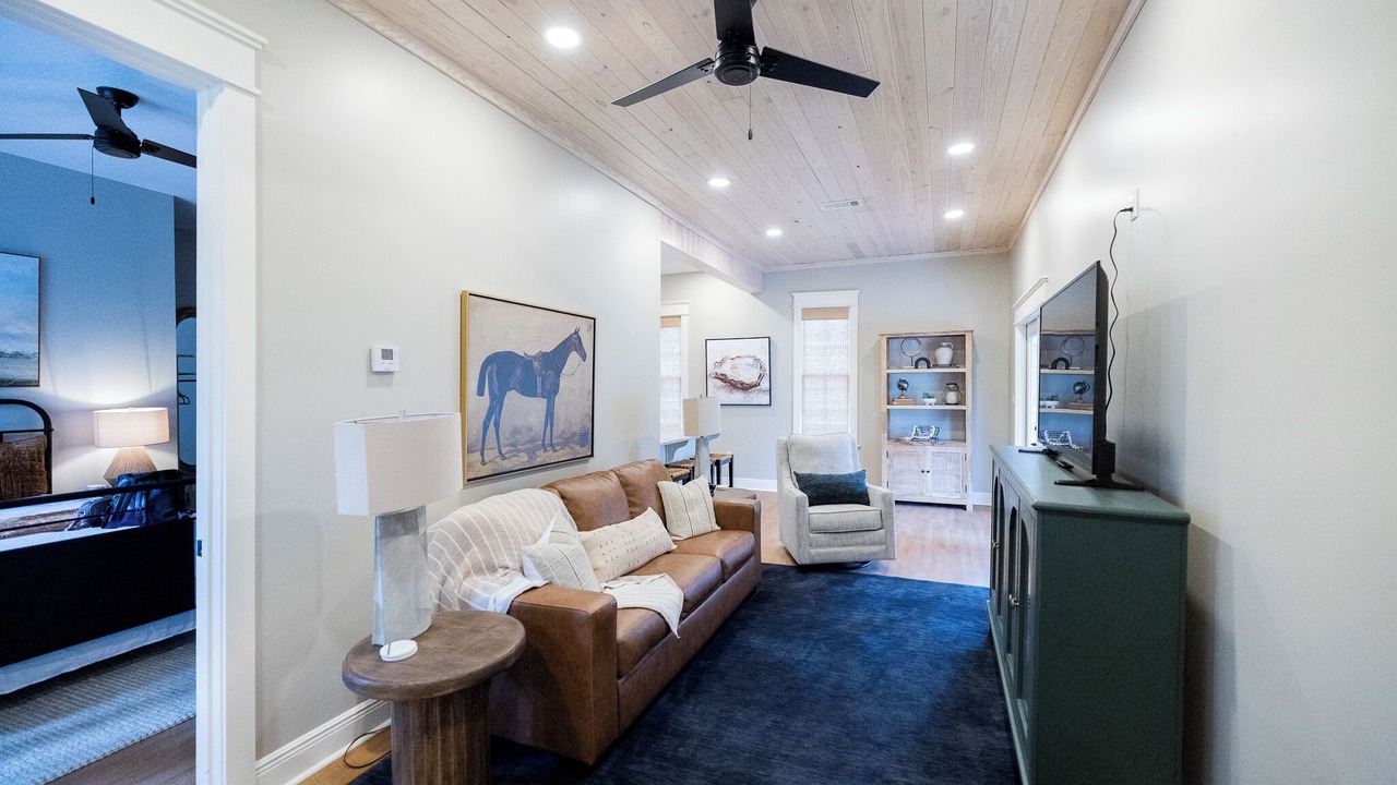 Photo of Livingroom in Laurel