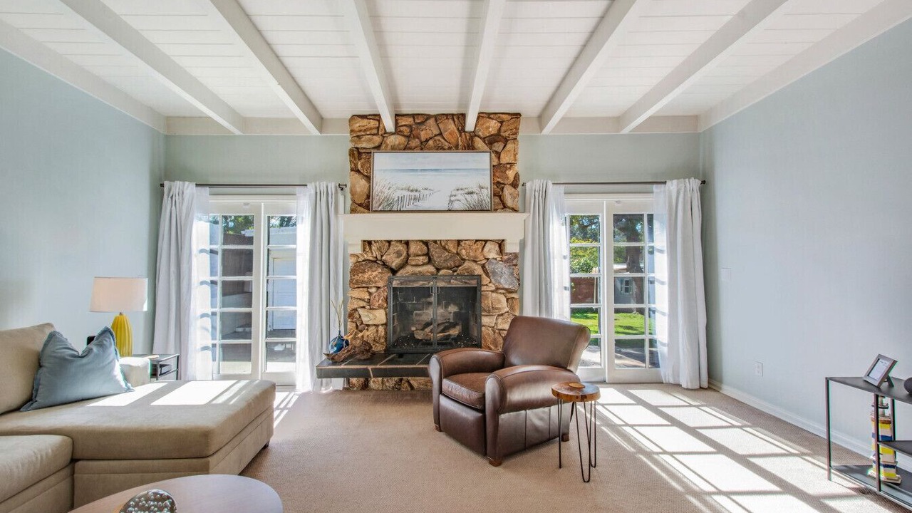 Photo of Livingroom in Valmonte