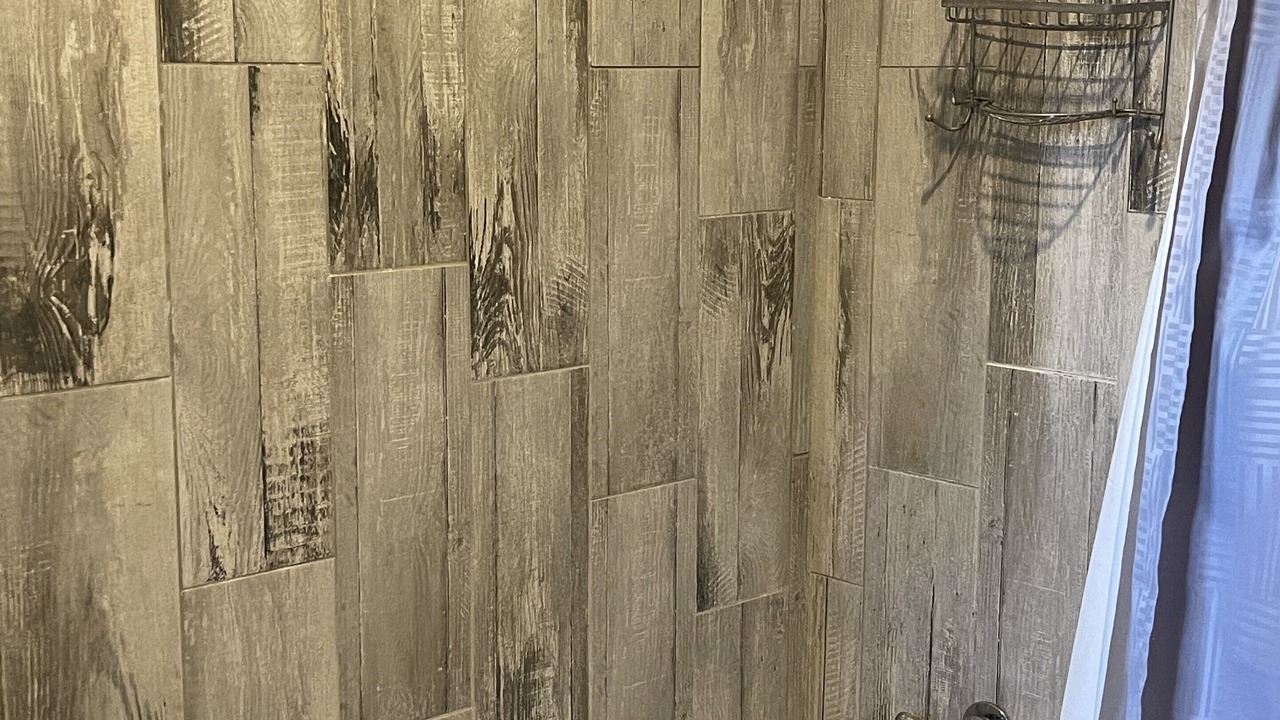 Photo of Bathroom in Morgan City