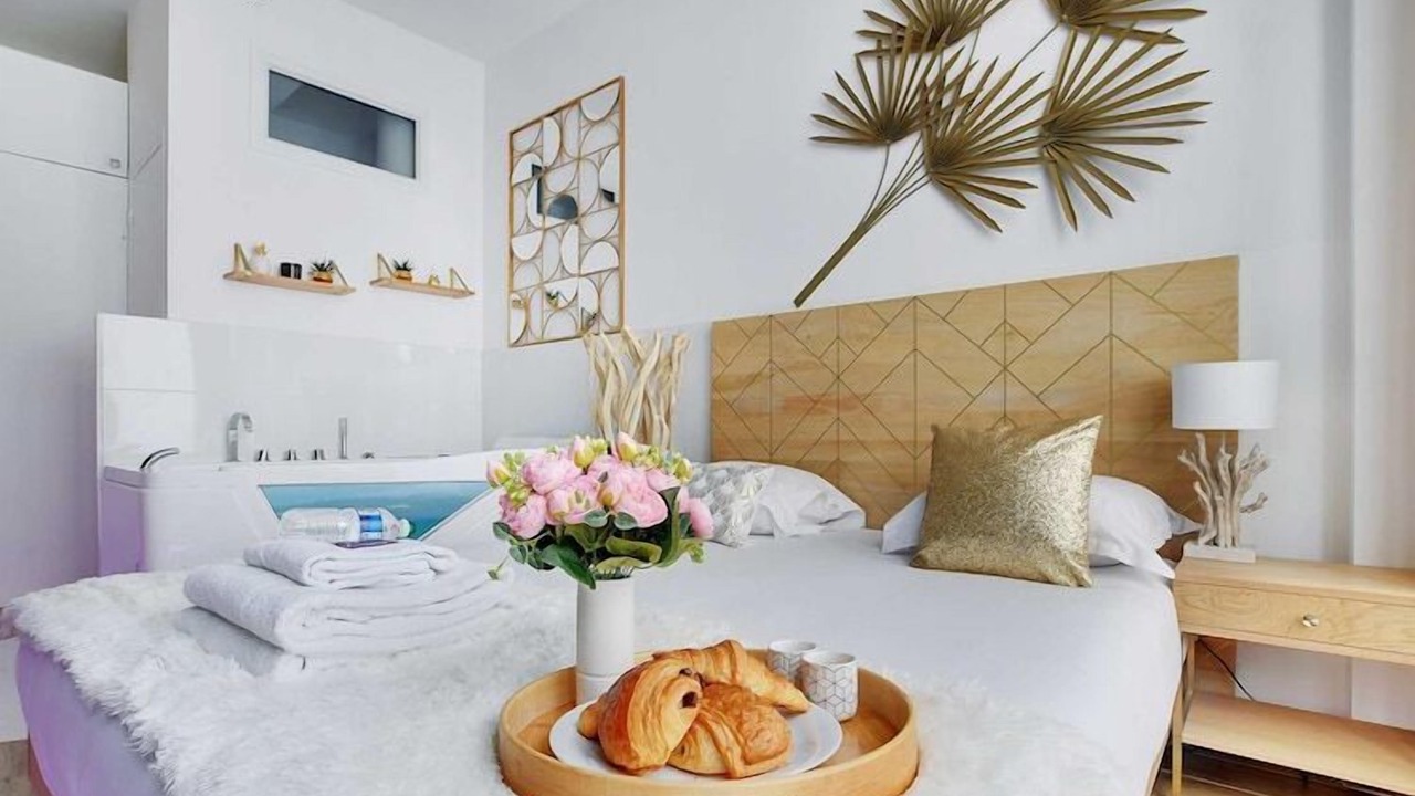 Photo of Bedroom in Pigalle