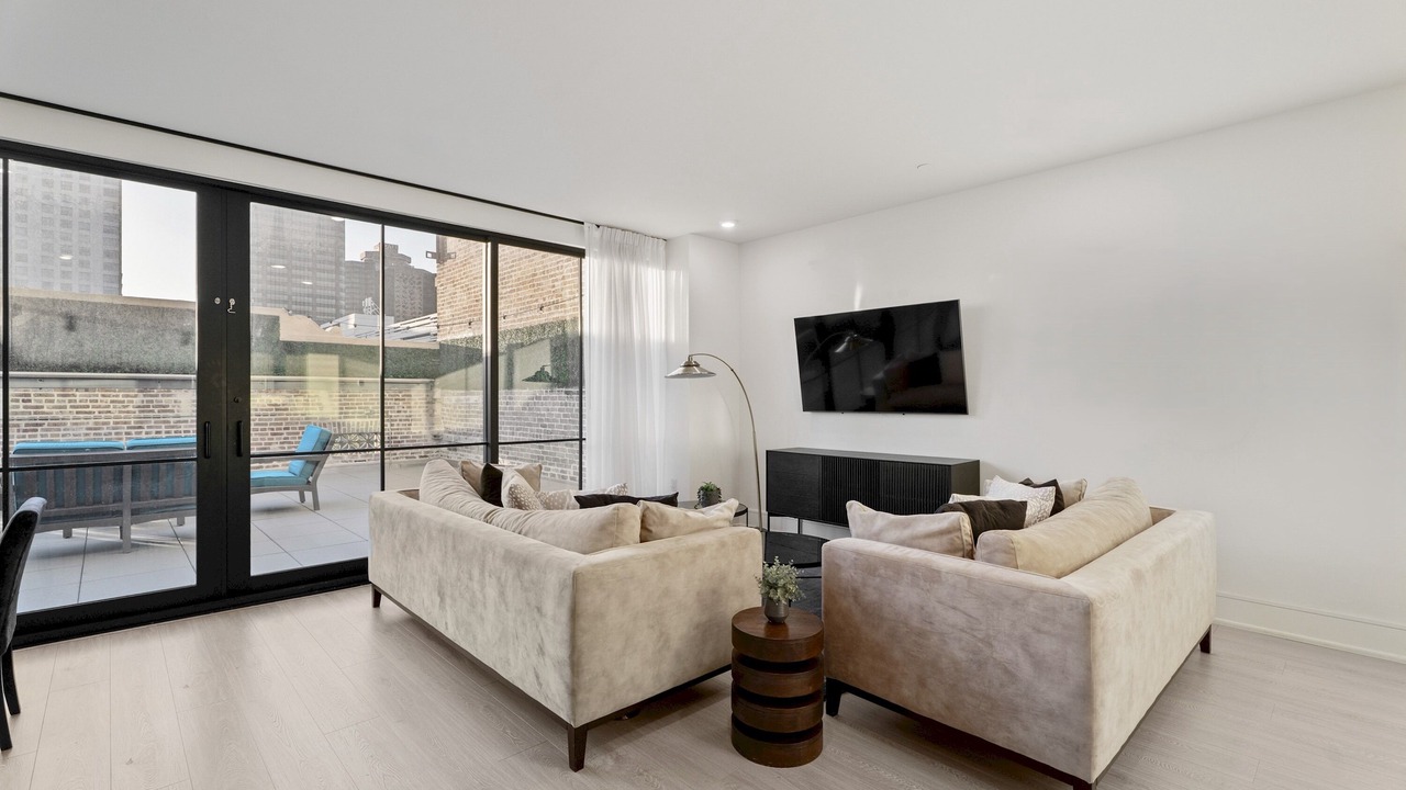 Photo of Livingroom in Central Business District