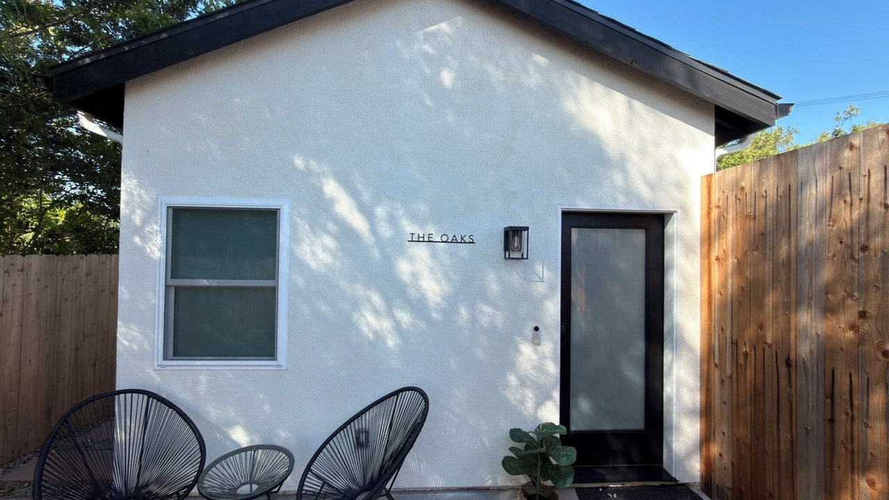 Photo of Patio Balcony in Thousand Oaks