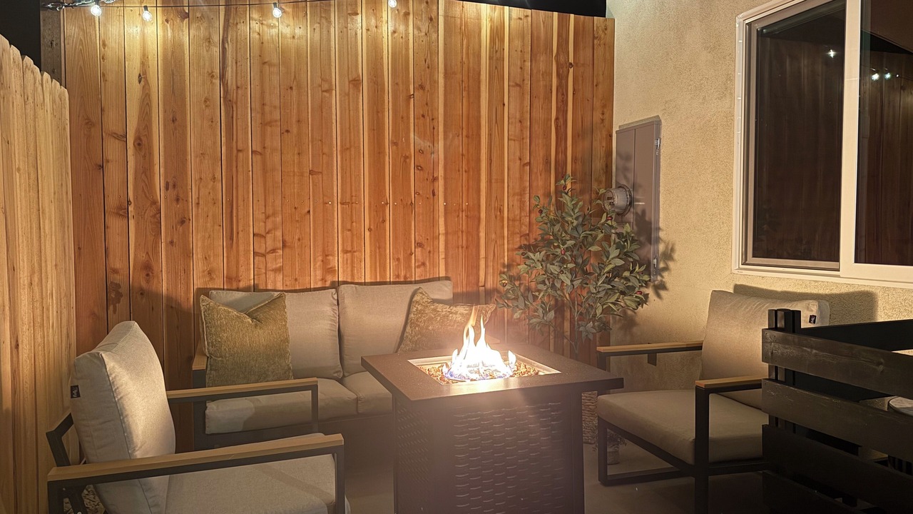 Photo of Patio Balcony in Thousand Oaks