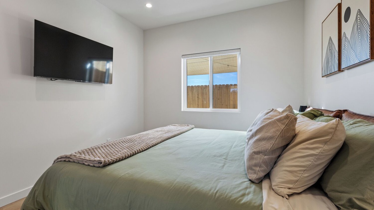 Photo of Bedroom in Thousand Oaks