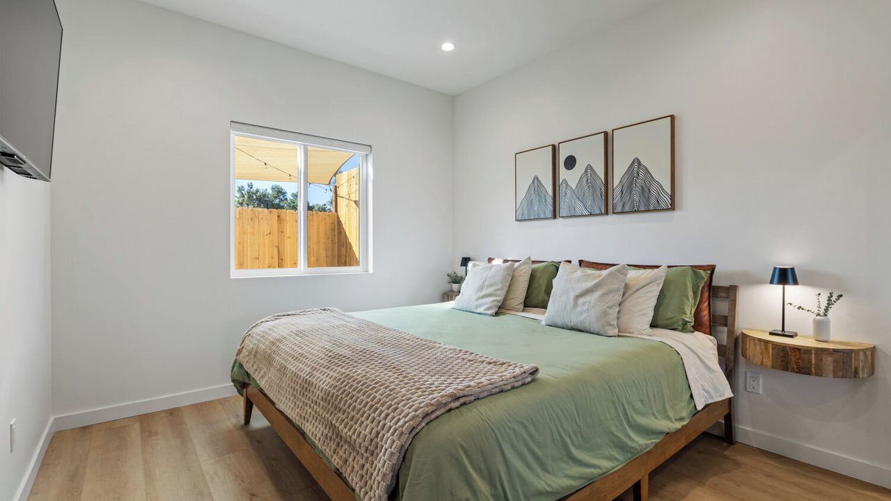 Photo of Bedroom in Thousand Oaks