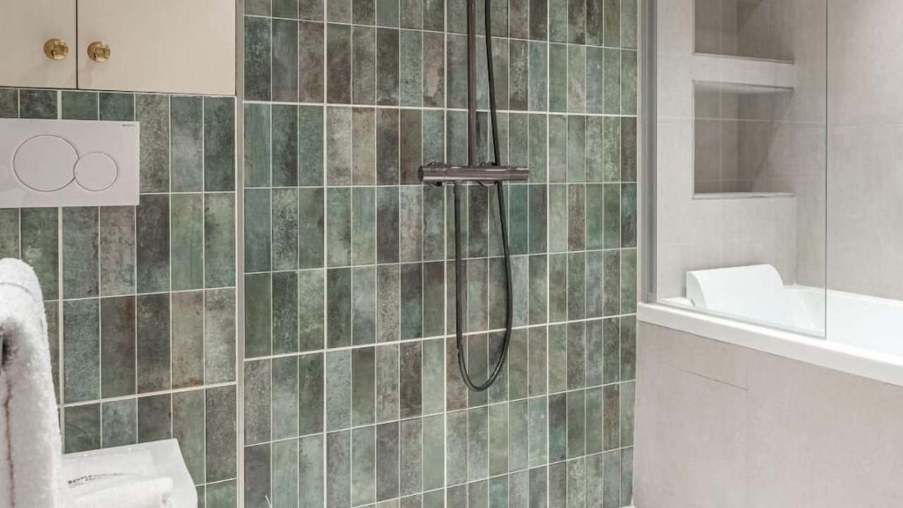 Photo of Bathroom in Notre-Dame-des-Champs