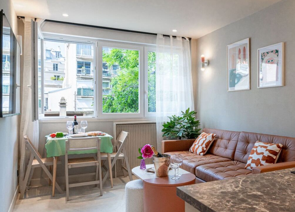 Photo of Livingroom in Notre-Dame-des-Champs