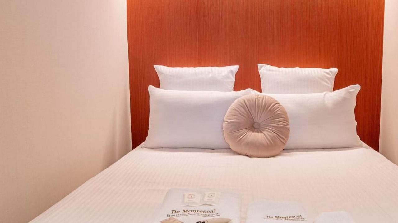 Photo of Bedroom in Notre-Dame-des-Champs