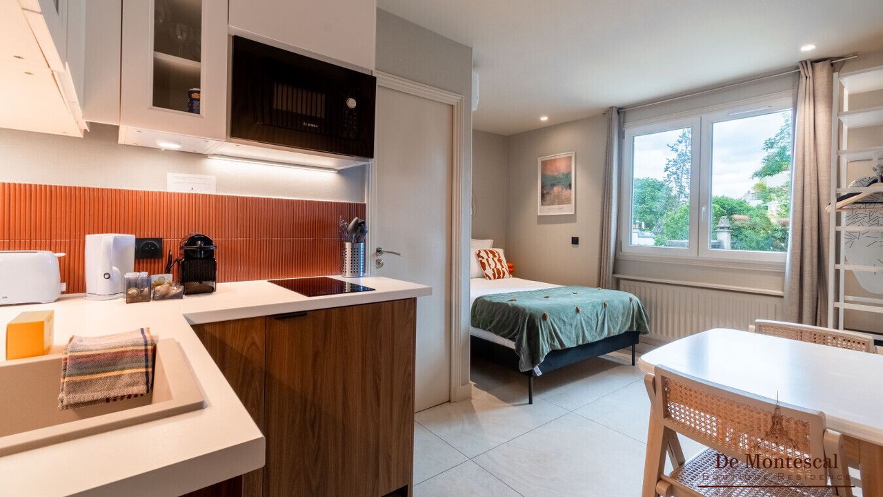 Photo of Bedroom in Notre-Dame-des-Champs