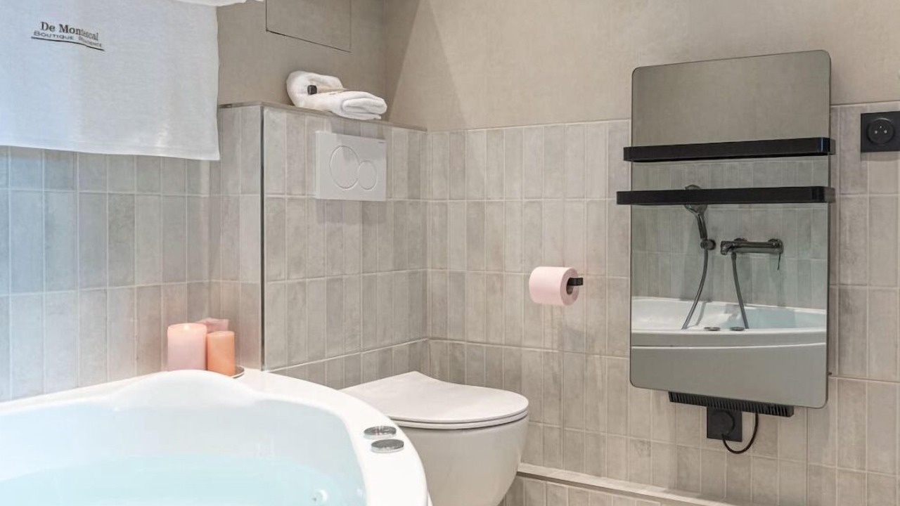 Photo of Bathroom in Notre-Dame-des-Champs