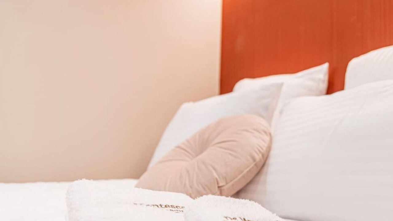 Photo of Bedroom in Notre-Dame-des-Champs