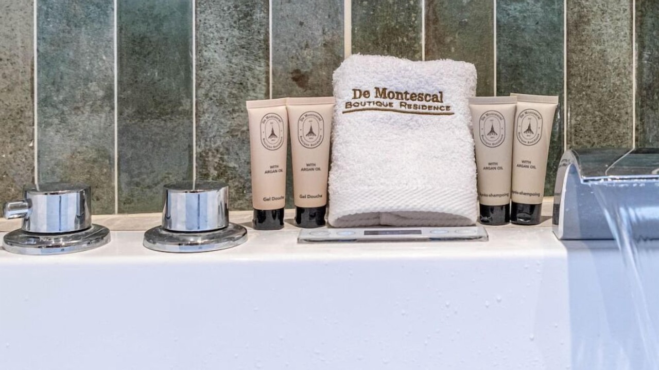 Photo of Bathroom in Notre-Dame-des-Champs