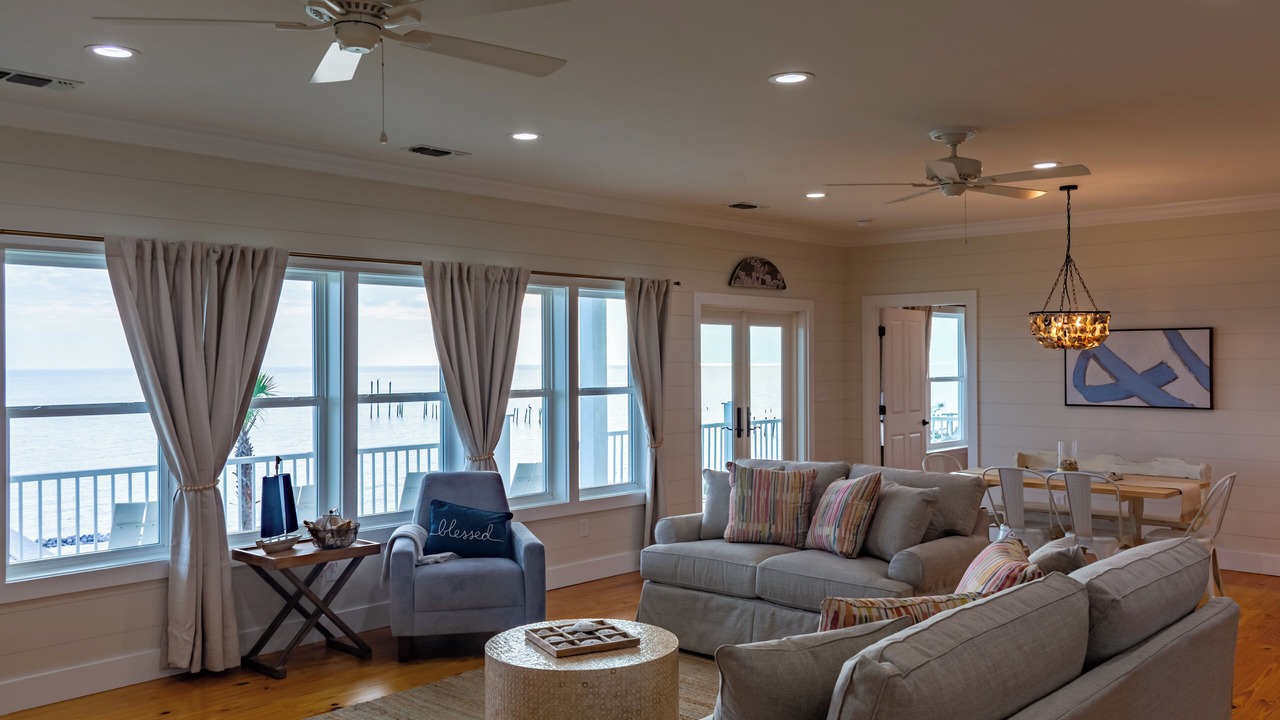 Photo of Livingroom in Ocean Springs
