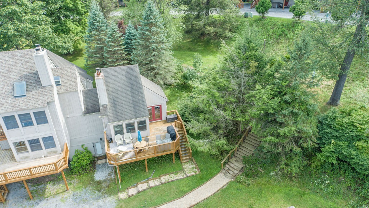 Photo of Patio Balcony in Mountainside