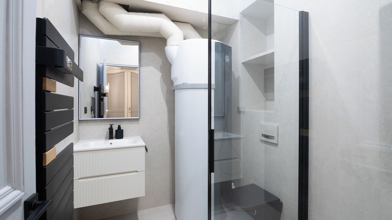 Photo of Bathroom in Porte d'Asnieres
