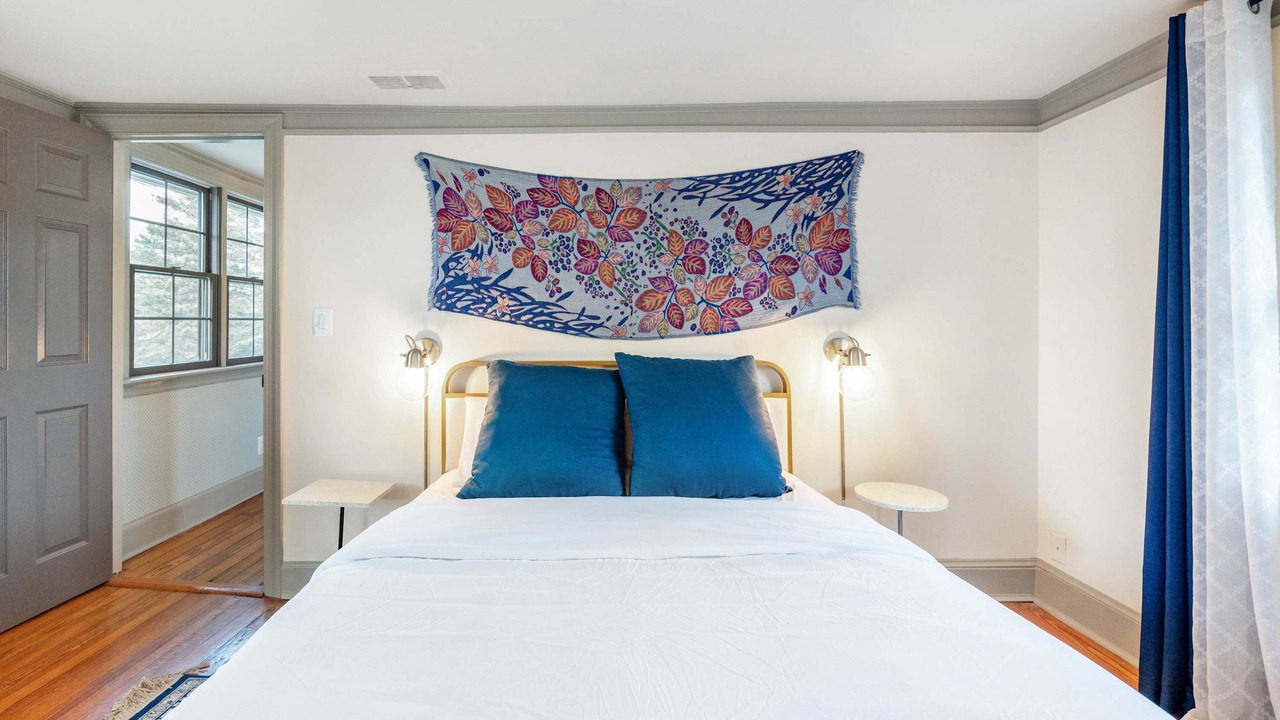 Photo of Bedroom in Aldie
