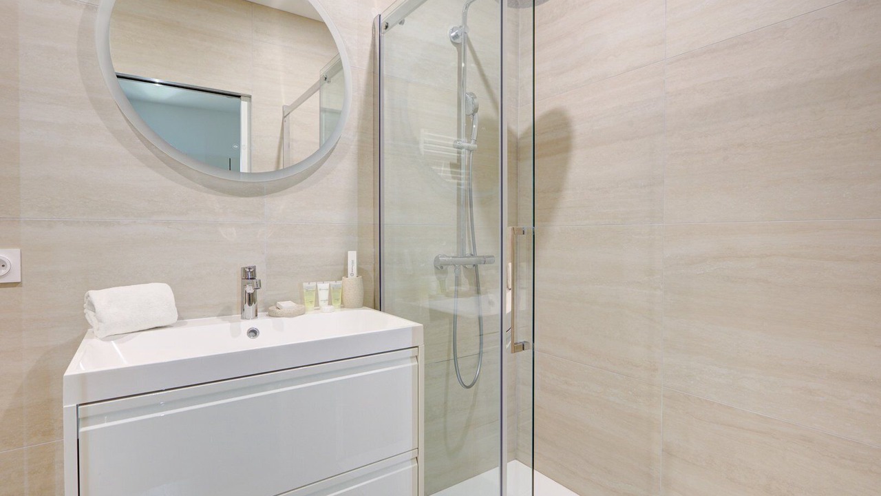 Photo of Bathroom in Batignolles