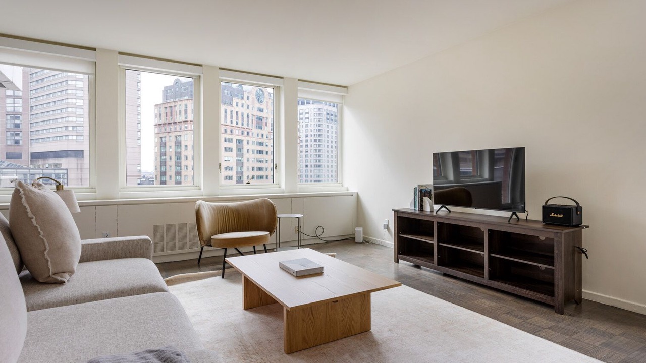 Photo of Livingroom in Back Bay