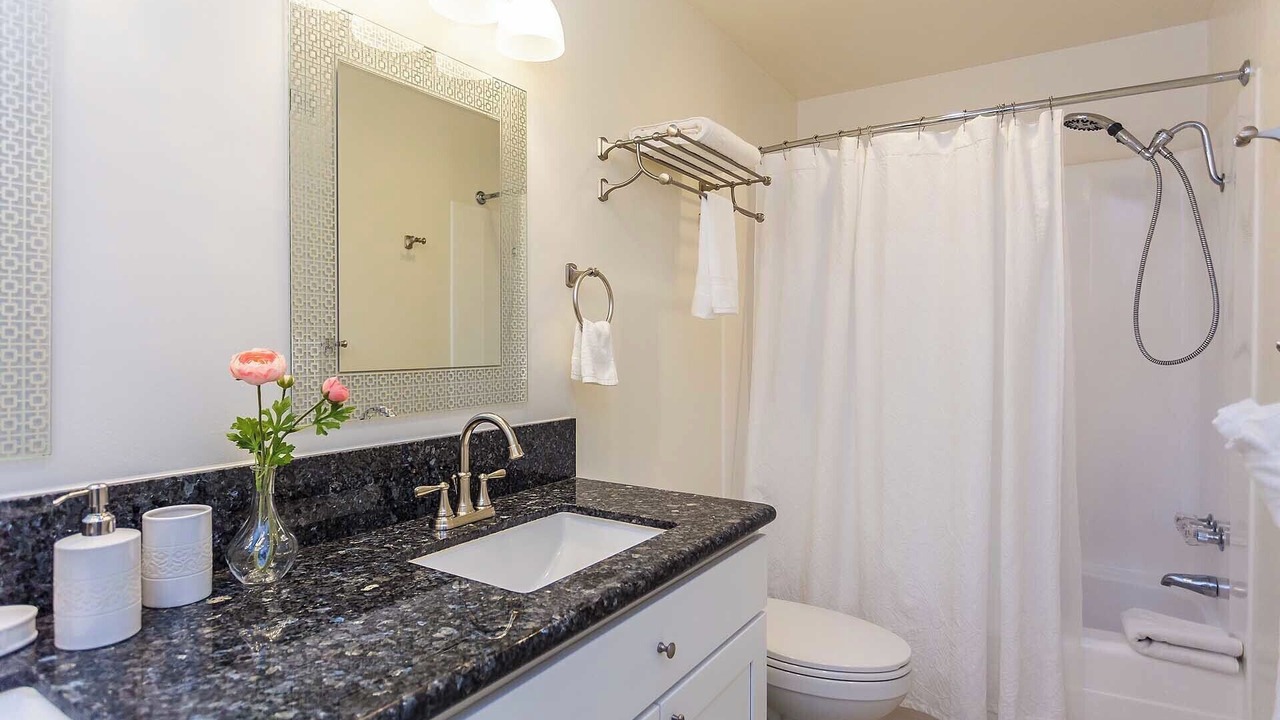 Photo of Bathroom in University Park