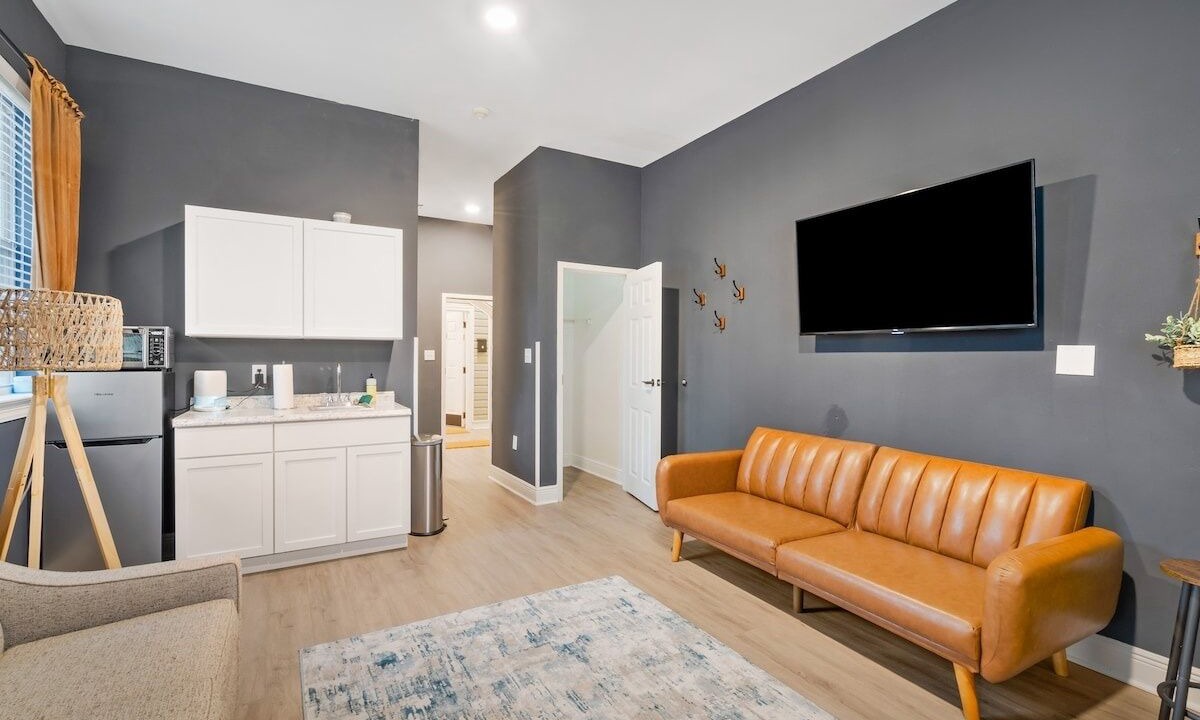 Photo of Livingroom in Grand Bay
