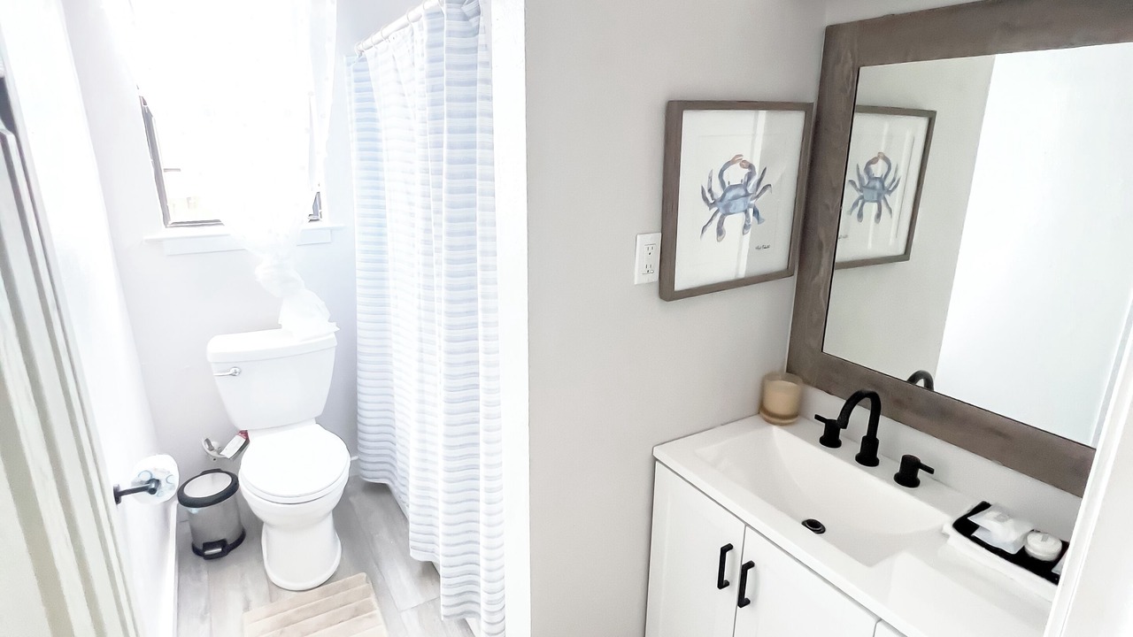 Photo of Bathroom in Dauphin Island