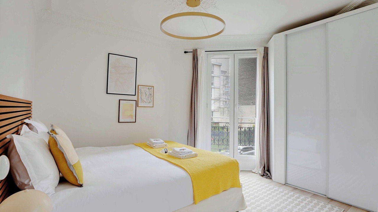 Photo of Bedroom in 14th Arrondissement