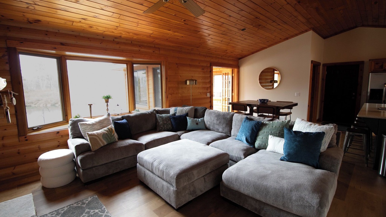 Photo of Livingroom in Crosslake